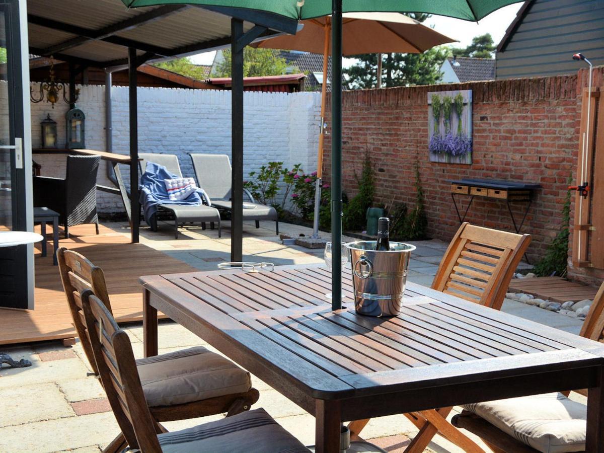 Lovely Holiday Home In Noordwijkerhout Near Lake 외부 사진